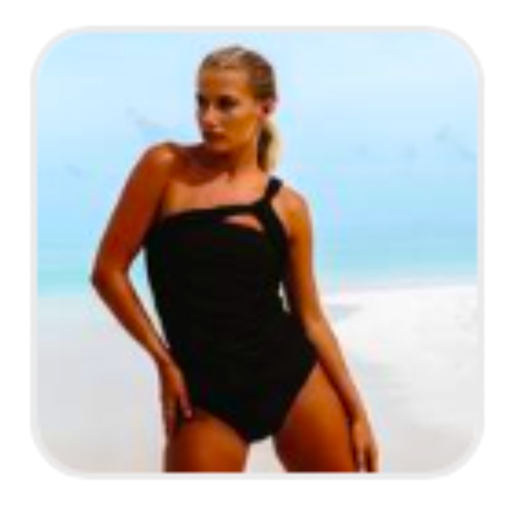 BRAND NEW Beachsissi women’s one-piece swimsuit
